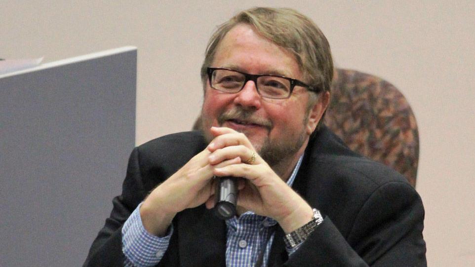 Luis Urrea talk offers early start to Tucson Festival of Books